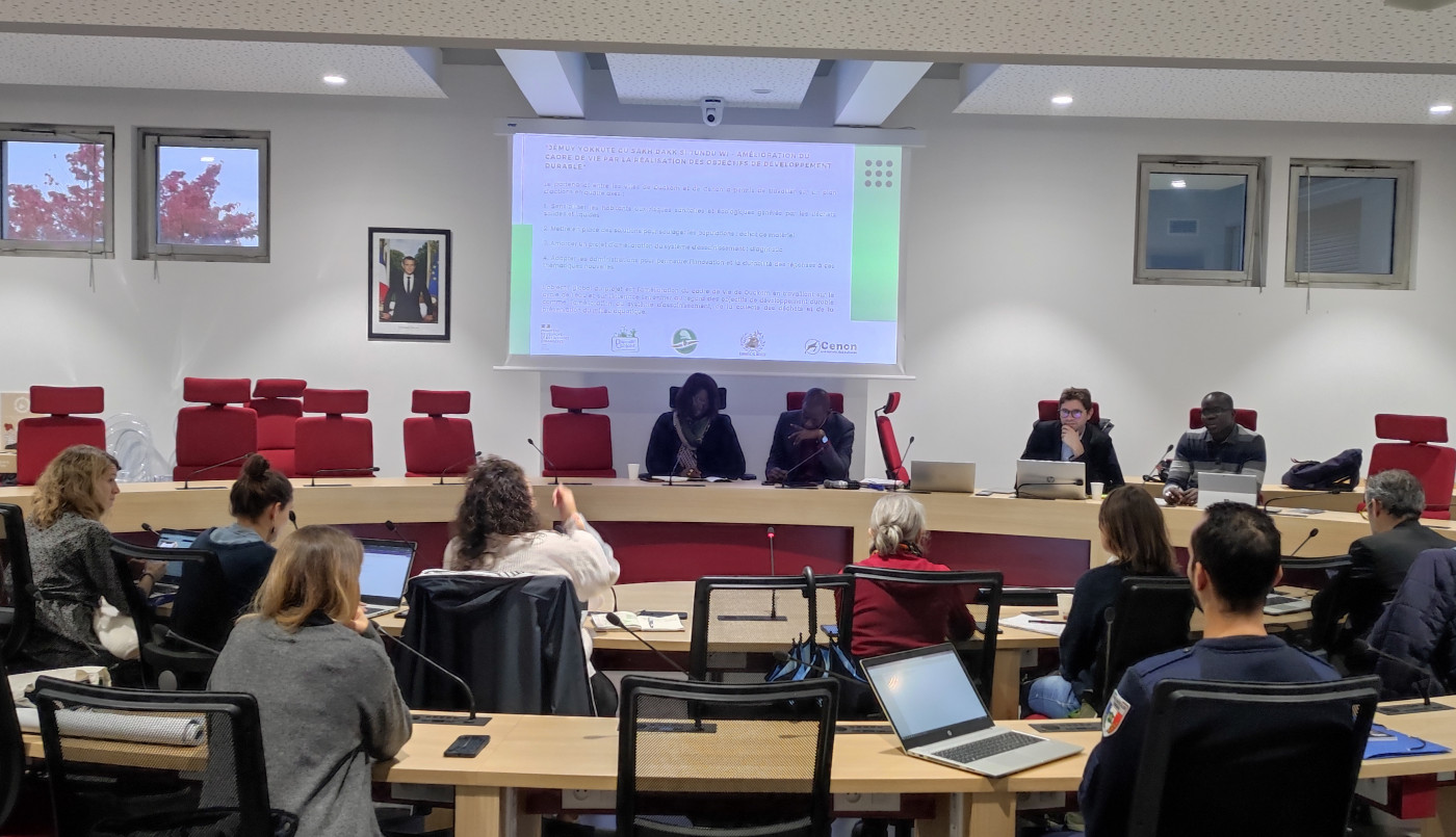 Accueil des agents Ouakamois en salle du Conseil