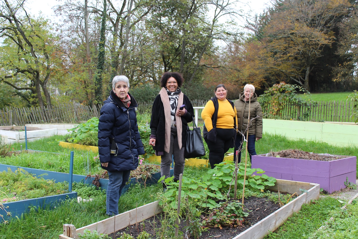 De gauche à droite : Marie-Hélène, Johana, Nadège, Bernadette 
