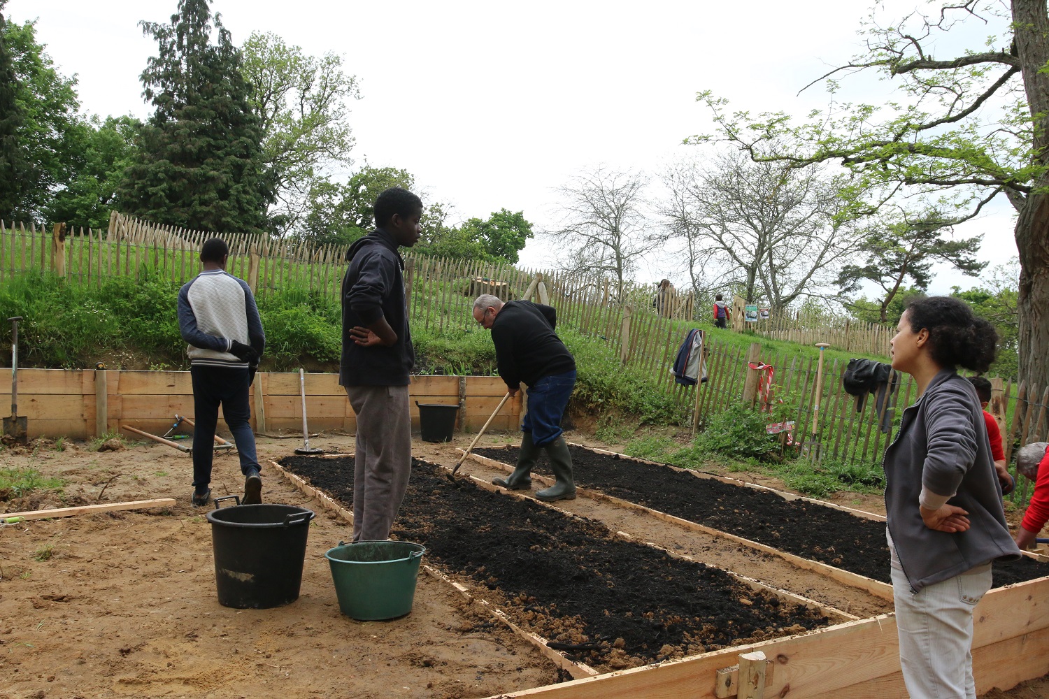 création du jardin partagé Beausite