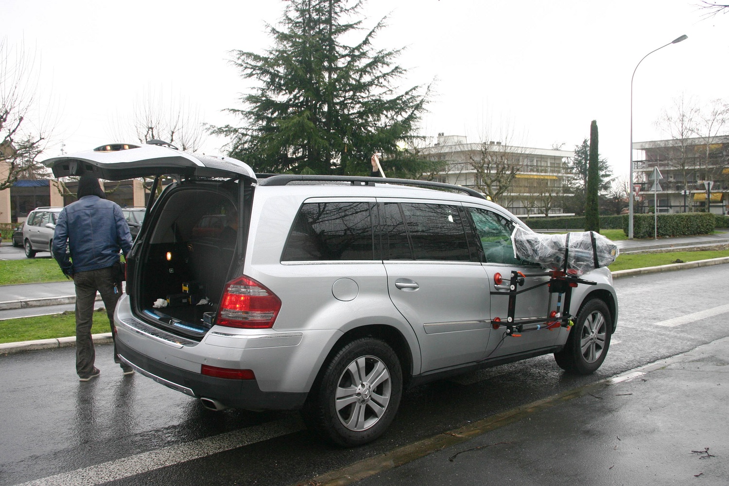 Mise en place tournage "intérieur voiture" avenue Vincent Auriol