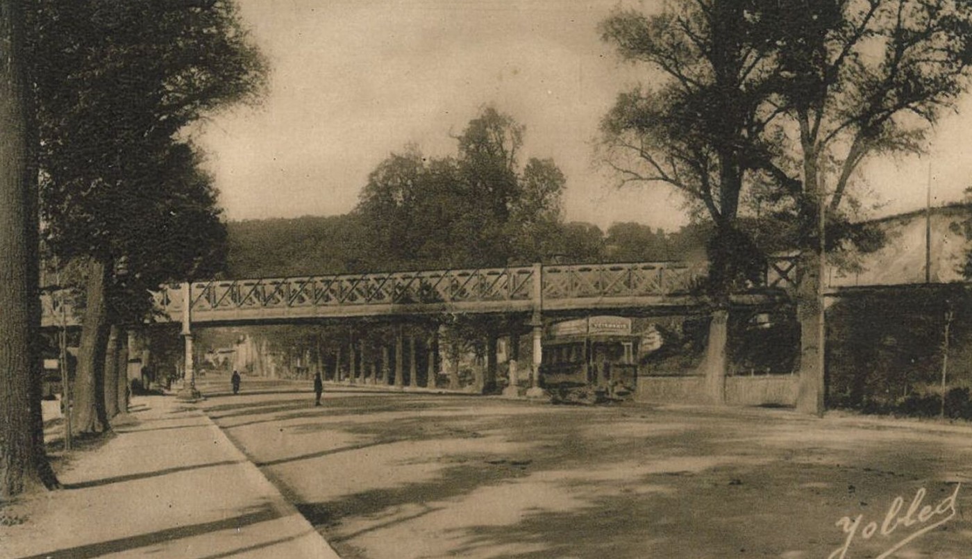 Cenon hier en cartes postales