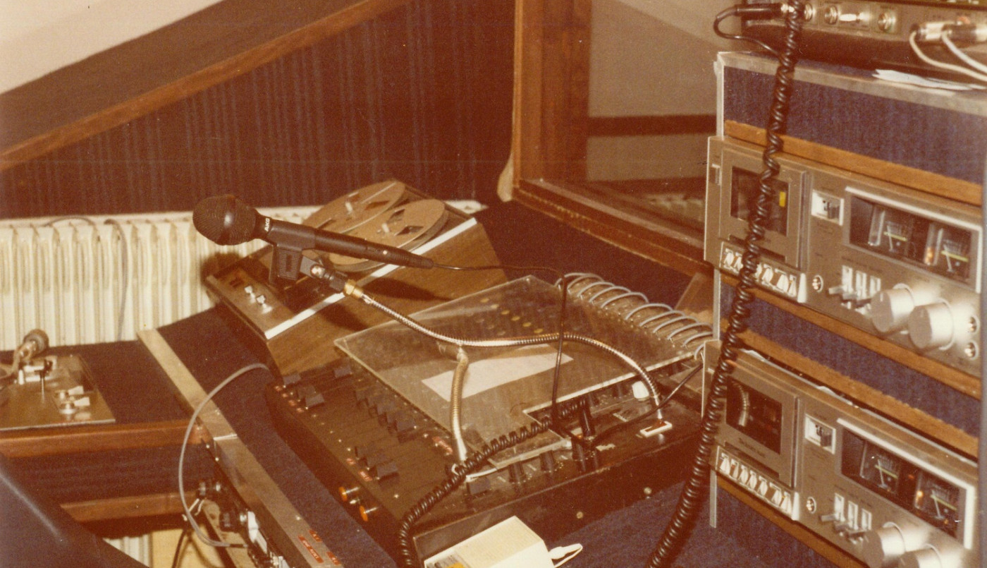 De Radio Rive Droite à o2 Radio : 40 ans de radio libre !