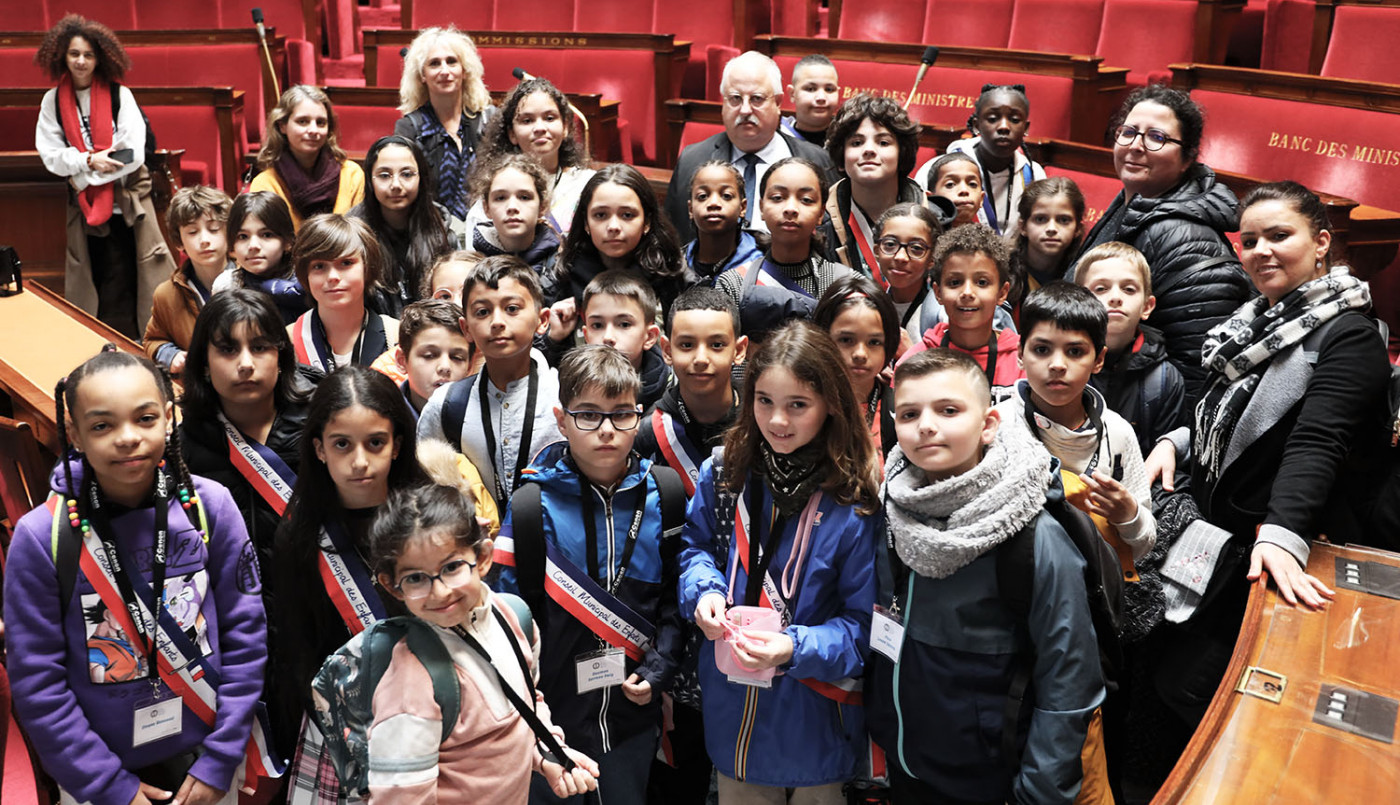 Le Conseil Municipal des Enfants visite l'Assemblée nationale 
