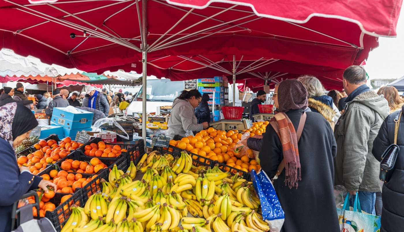 Le marché hebdomadaire de plein air