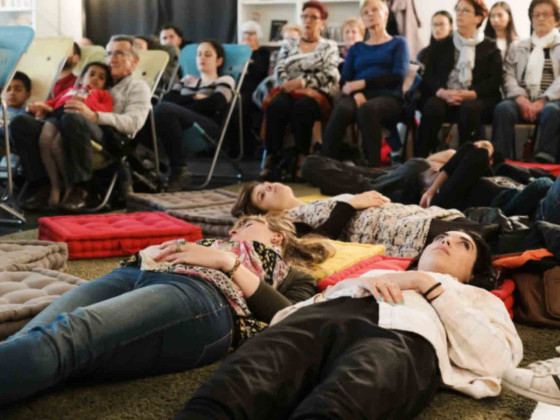 sieste musicale à la cabane du monde