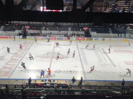 Patinoire de Mériadeck en préparation du match
