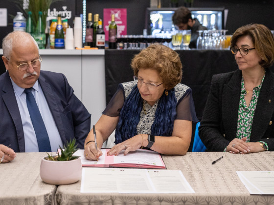 Signature du renouvellement de la convention de partenariat Arcos